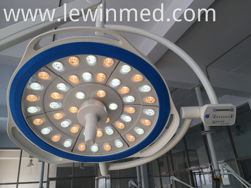 LED surgical lamp